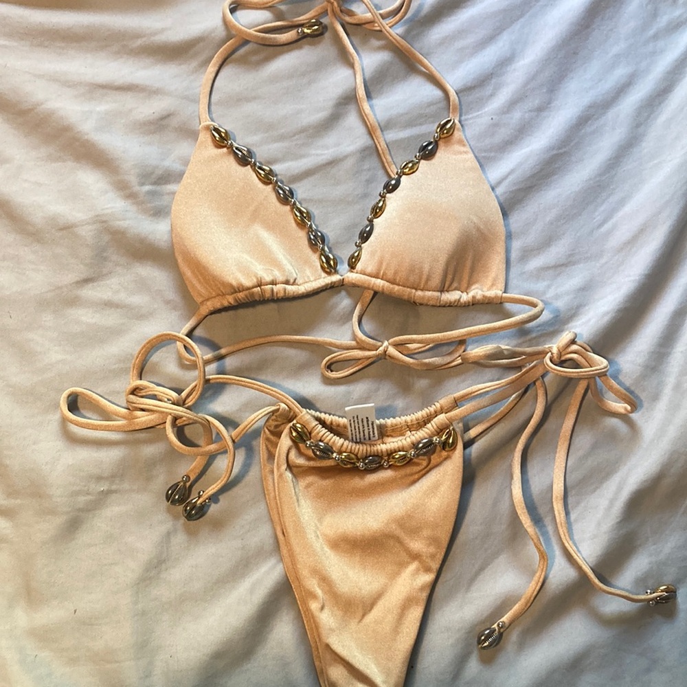 Gold Shell-Accent String Bikini Top & Bottom - Picture 3 of 6